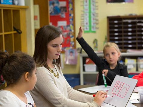 Endicott College student teacher in the classroom