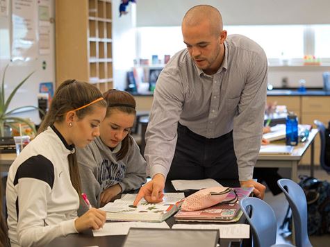 Endicott College student teacher in the classroom