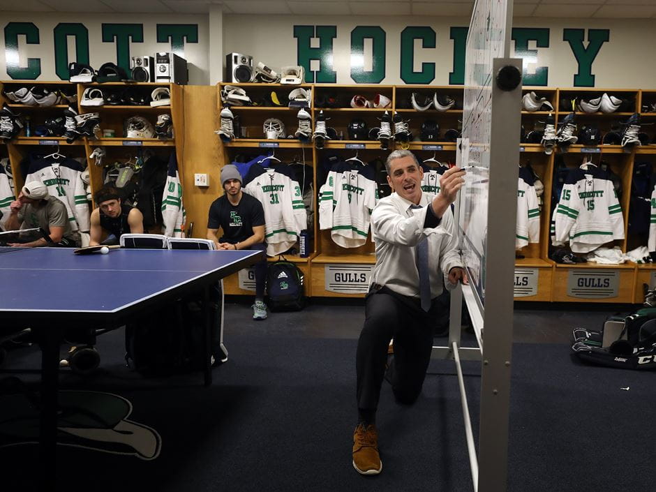 The Endicott College men's hockey team. 