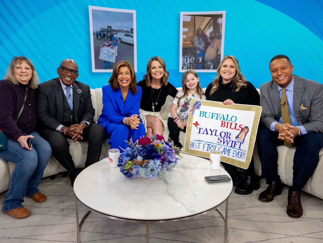 Endicott employee and alumna Jessica Piazza D’20 and daughter Ella went viral for saying hi to Taylor Swift at the Buffalo/Chiefs game on January 21, 2024. 