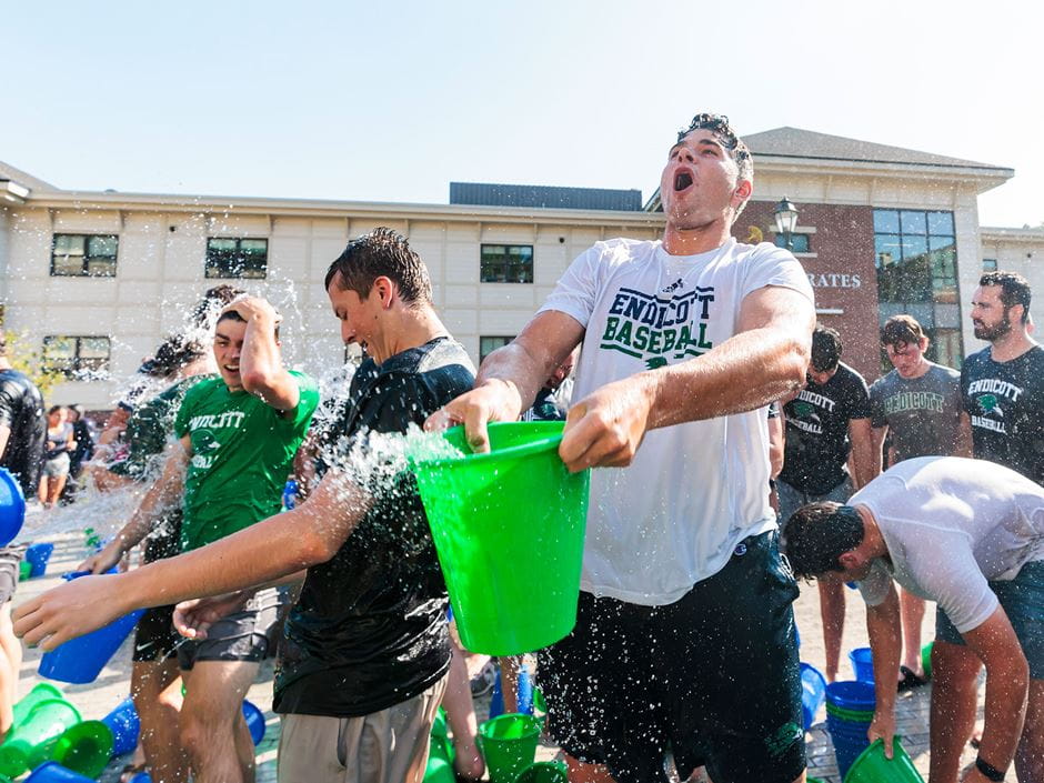 People dumping ice water over themselves