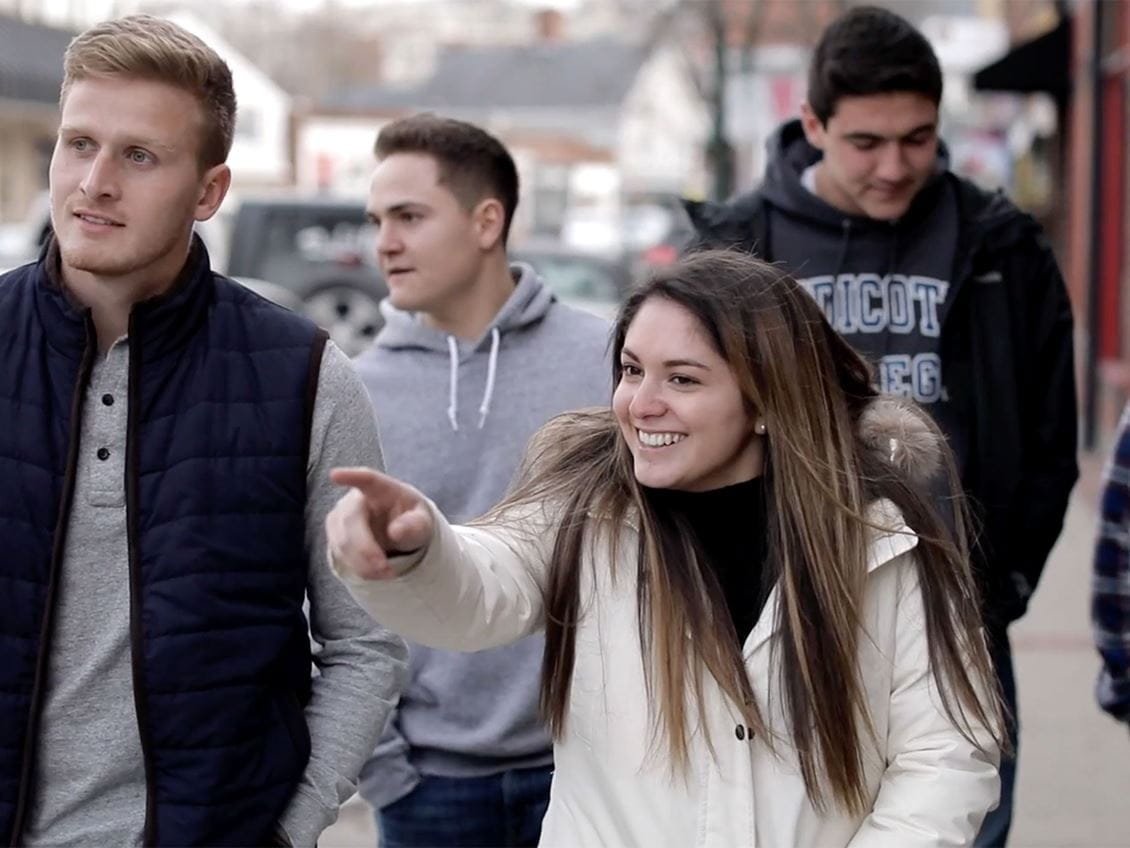 Endicott students walking down the street