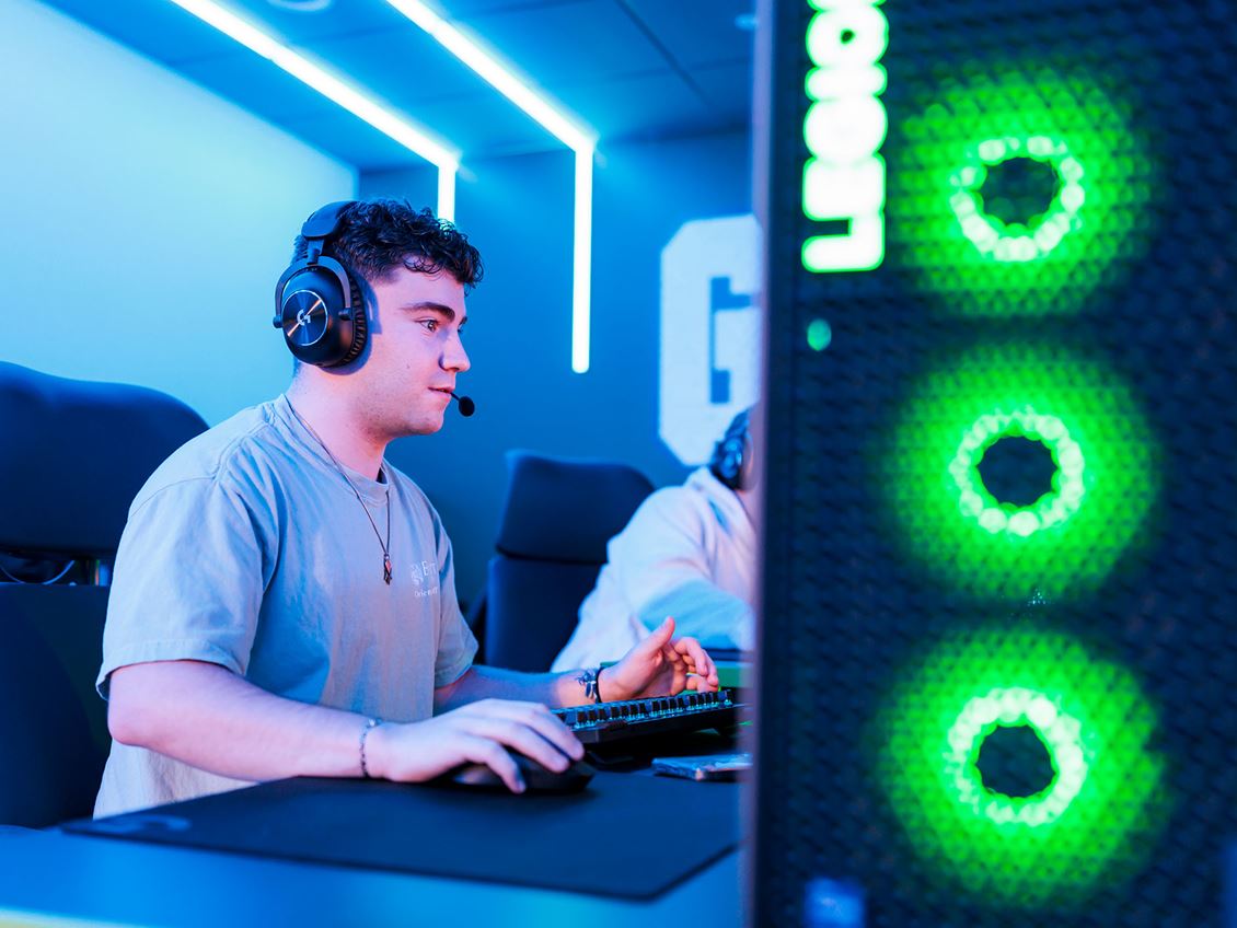 Endicott College is pleased to announce it will be hosting the Massachusetts School Administrators Association (MSAA) Fall Esports State Championships on Saturday, December 13, in the Endicott Esports Lab.