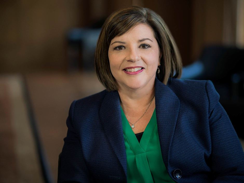 Provost photo Beth S