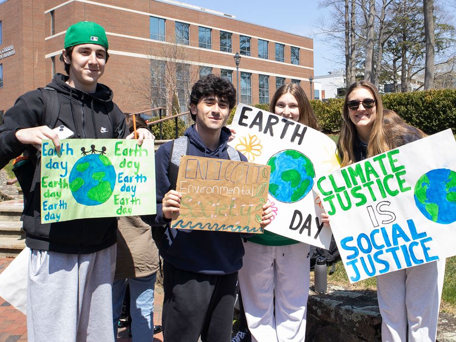 In this year’s Campus Race to Zero Waste, Endicott College increased its standings from last year and bested schools like Harvard along the way.