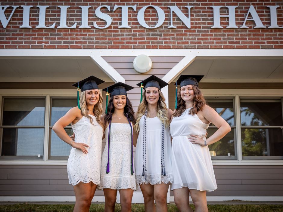 Endicott Class of 2020 graduates outside Williston Hall